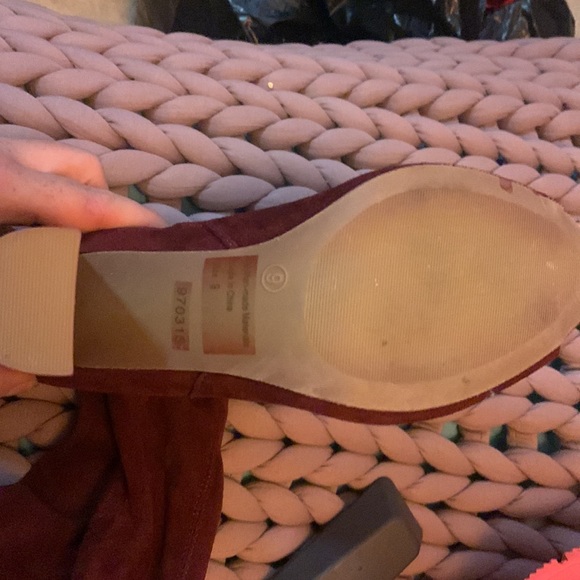 RED SUADE LIKE OVER KNEE BOOTS  size 9 OPEN TOE - Picture 2 of 4